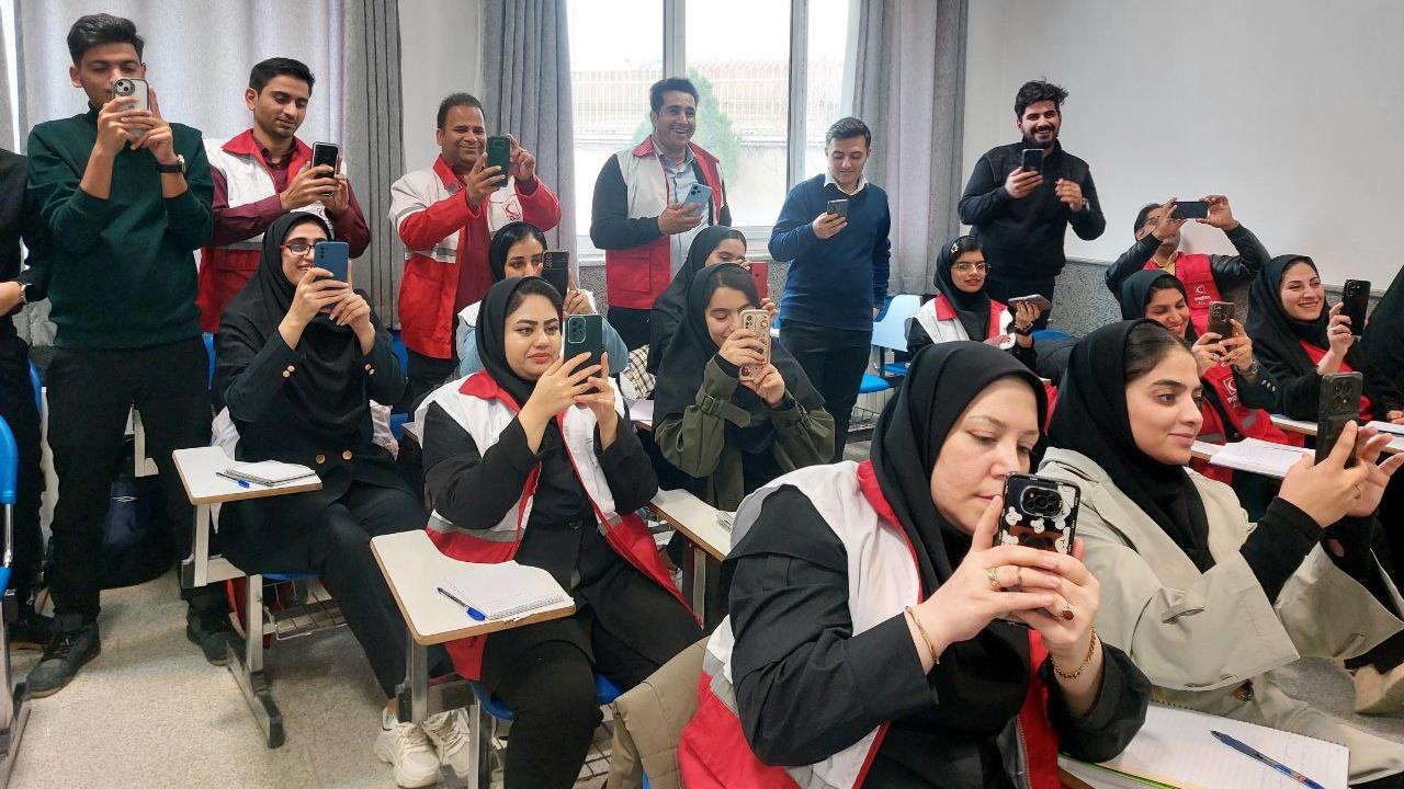 برگزاری «اولین دوره آموزشی تیم‌های باور» با حضور ۴٠ داوطلب فعال حوزه رسانه در کرمان
