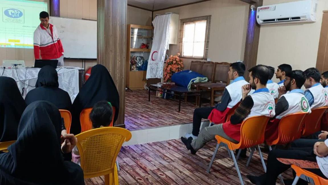 بیش از ۵٠٠ نفر توسط هلال احمر راین آموزش دیدند