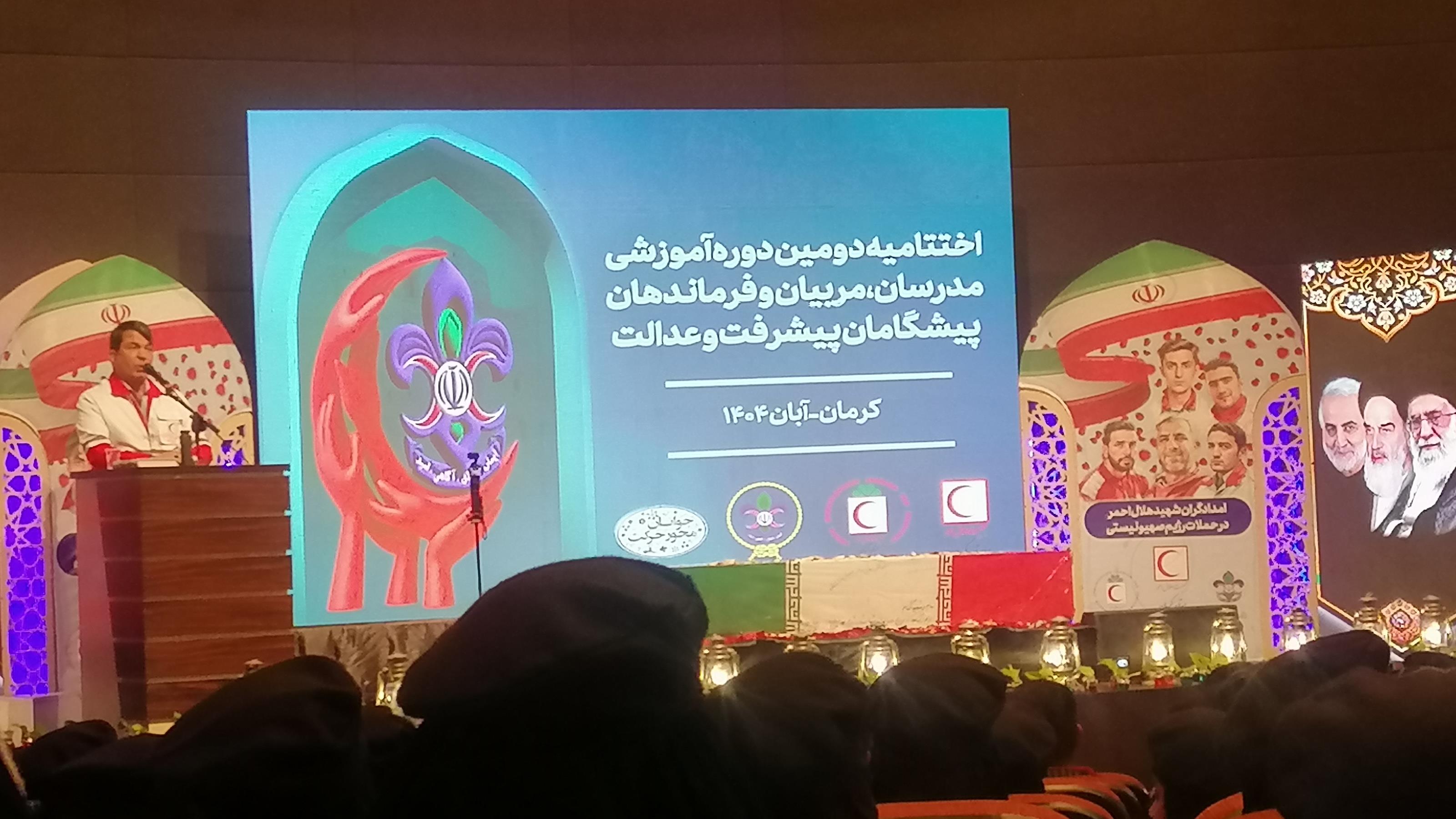 شهیدان گمنام نماد ایثار و فداکاری در راه خدمت به جامعه هستند