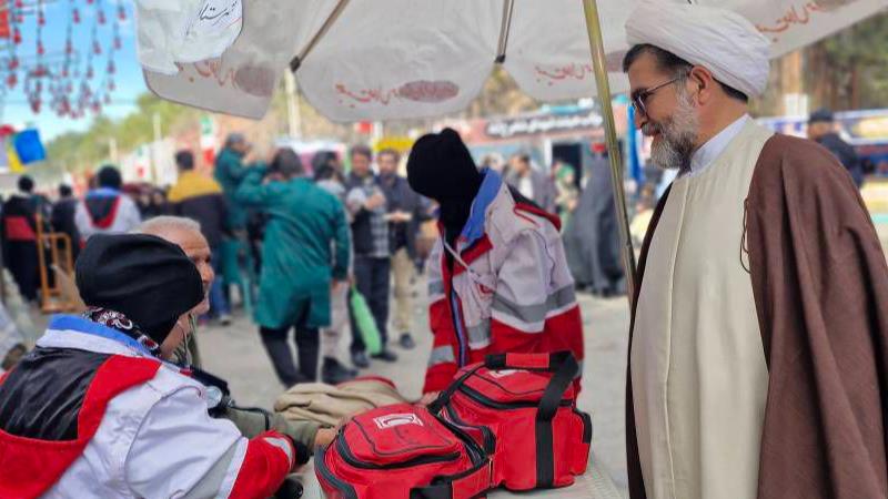 بهره‌مندی بیش از ١٧٠٠ زائر از خدمات تیم سحاب جوانان هلال‌احمر کرمان