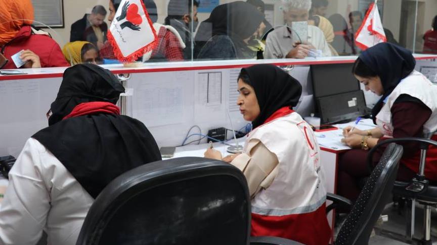 بهرهمندی بیش از ١٣٠٠ نفر از خدمات رایگان درمانی در بم