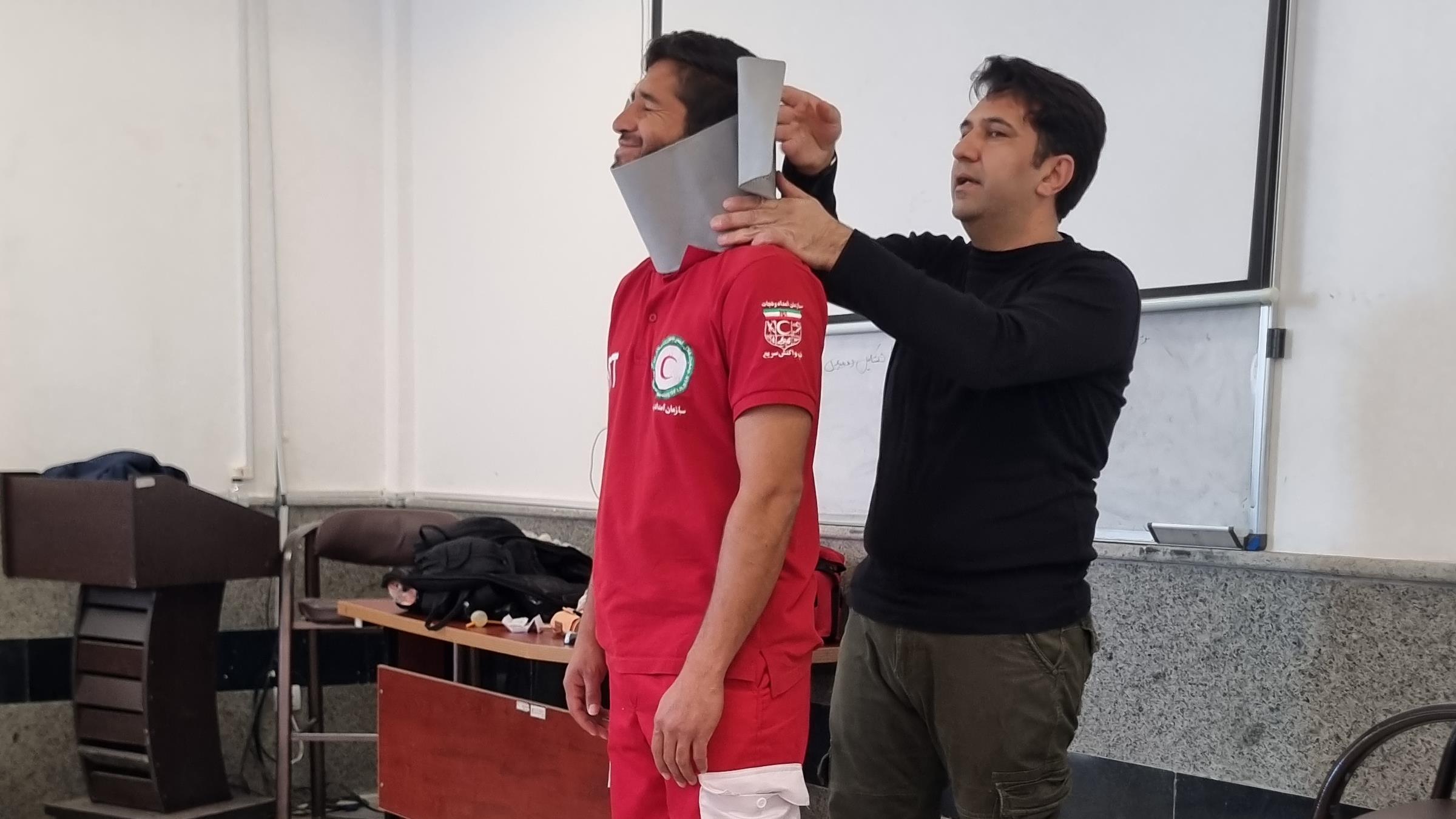 دوره بازآموزی پاسخ به سوانح ملی ویژه تیم های عملیاتی در کرمان برگزار شد