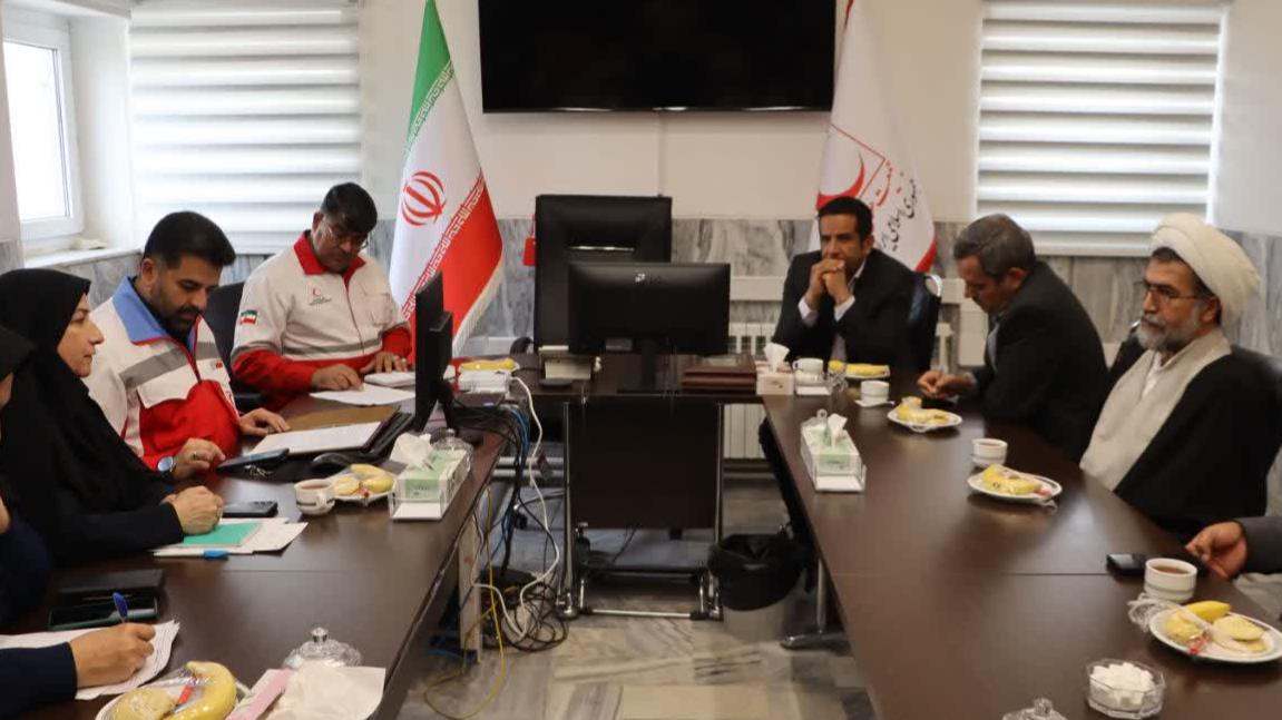 معلمان آموزش و پرورش مربی داوطلب هلال احمر می‌شوند